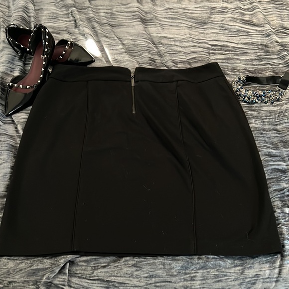 Bring me my files, please! - Picture 3 of 3